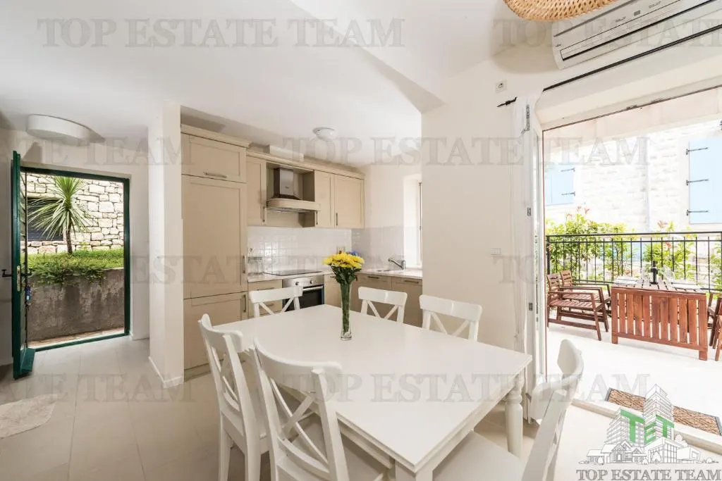 Casa de vanzare in Herceg-Novi Muntenegru - foto 6