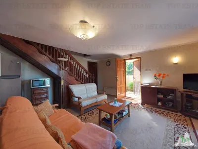 Casa de vanzare in Tivat Muntenegru - foto 2