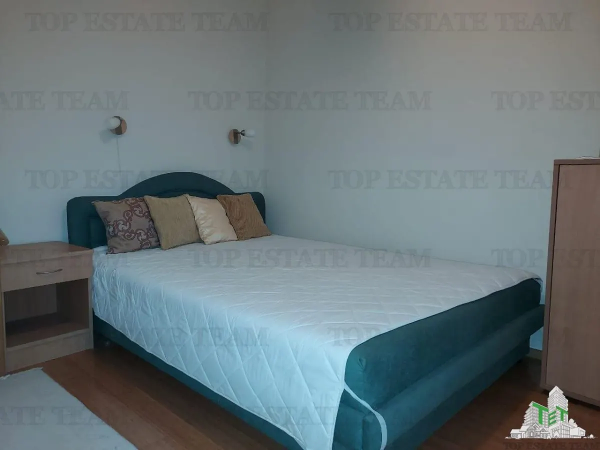 Casa de vanzare in Tivat Muntenegru - foto 9