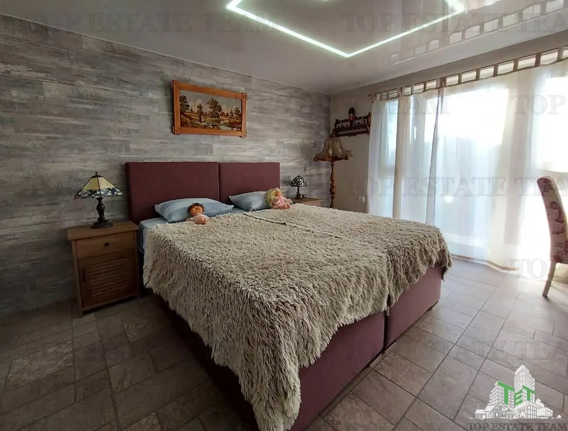 Villa for Sale in Bar, Montenegro - foto 6