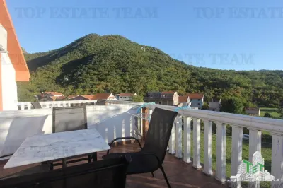 Villa for Sale in Kotor, Montenegro - foto 2