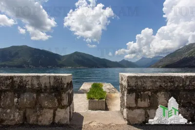 Casa de vanzare in Kotor Muntenegru - Ljuta
