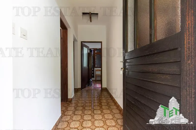 Villa for Sale in Kotor, Montenegro - foto 2