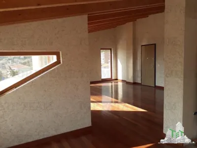 Apartamento en Venta en Budva, Montenegro - foto 3