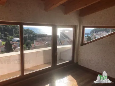 Apartamento en Venta en Budva, Montenegro - foto 4