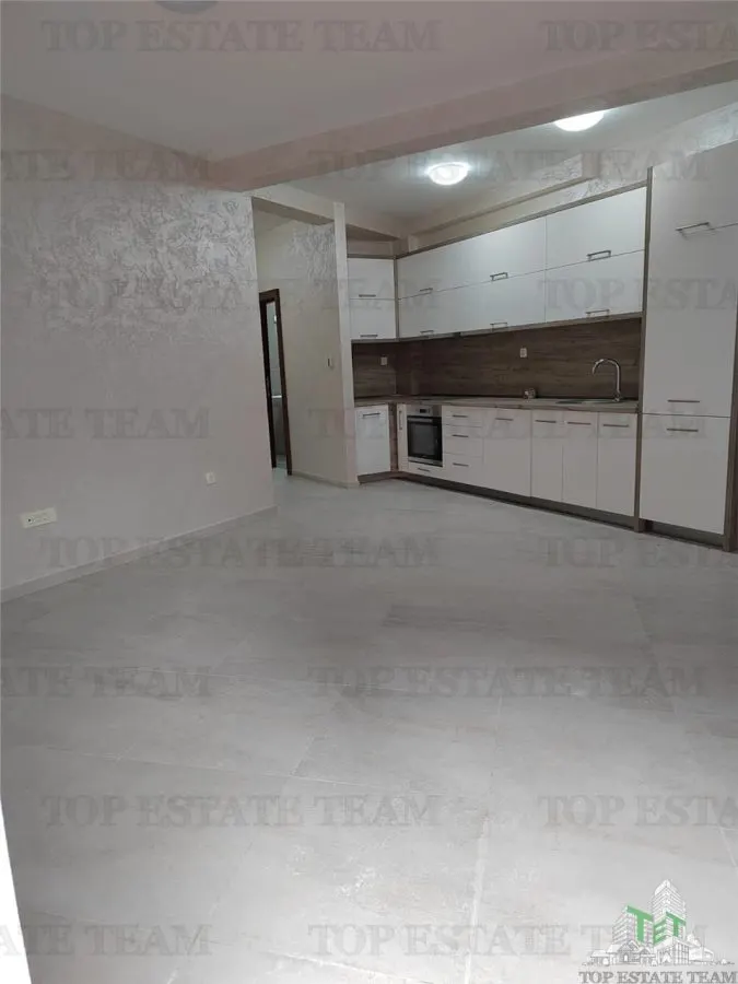 Apartamento en Venta en Budva, Montenegro - foto 2
