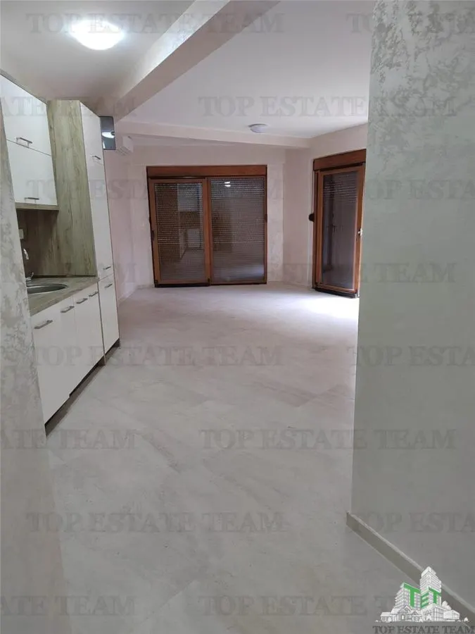 Apartamento en Venta en Budva, Montenegro - foto 3
