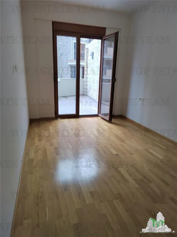 Apartamento en Venta en Budva, Montenegro - foto 6