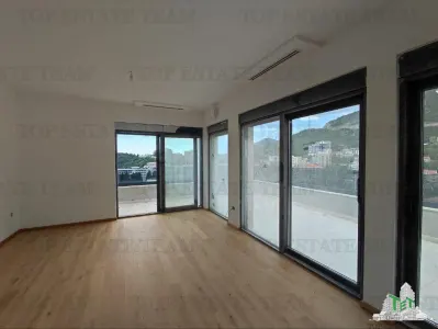 Apartamento en Venta en Budva, Montenegro - Becici