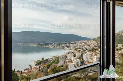 Apartamento en Venta en Herceg-Novi, Montenegro - foto 13