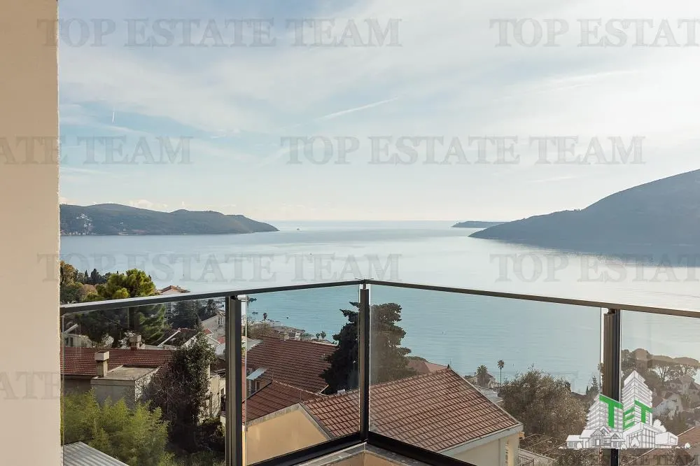 Apartamento en Venta en Herceg-Novi, Montenegro - foto 14