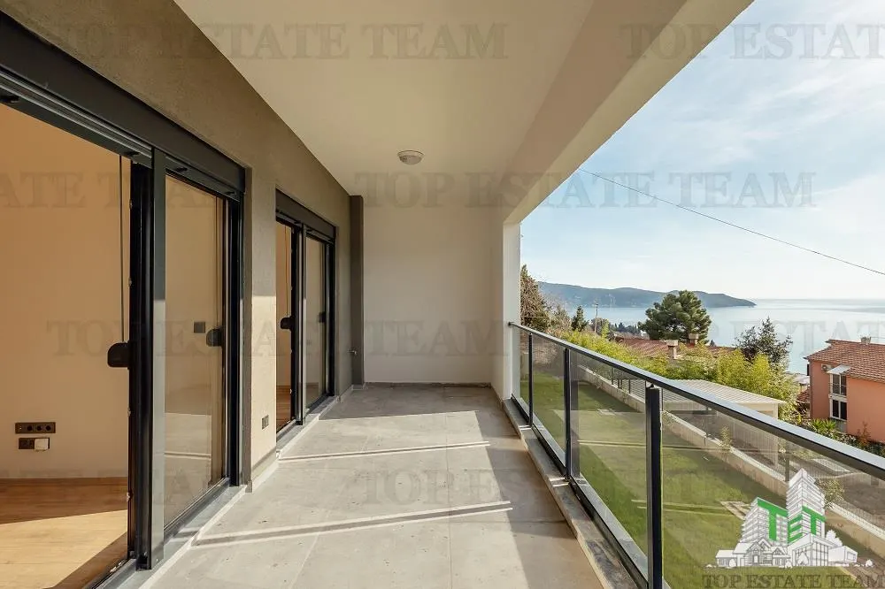 Apartamento en Venta en Herceg-Novi, Montenegro - foto 18