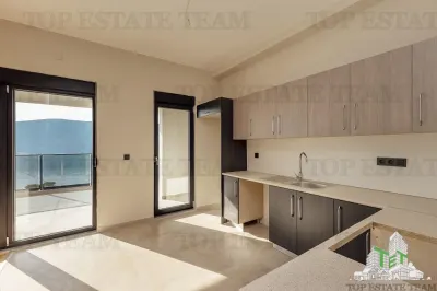 Apartamento en Venta en Herceg-Novi, Montenegro - foto 19