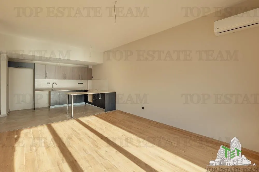 Apartamento en Venta en Herceg-Novi, Montenegro - foto 3