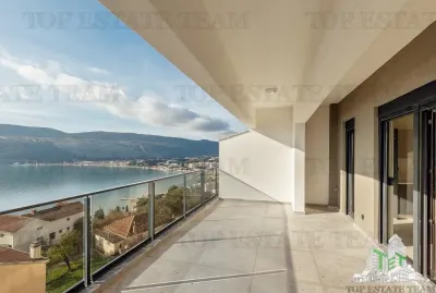 Apartamento en Venta en Herceg-Novi, Montenegro - foto 23