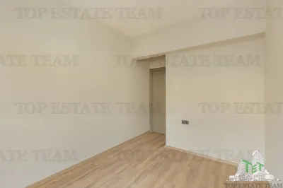Apartamento en Venta en Herceg-Novi, Montenegro - foto 5
