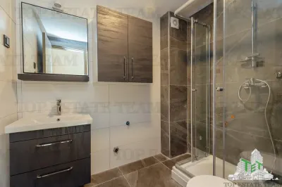 Apartamento en Venta en Herceg-Novi, Montenegro - foto 8