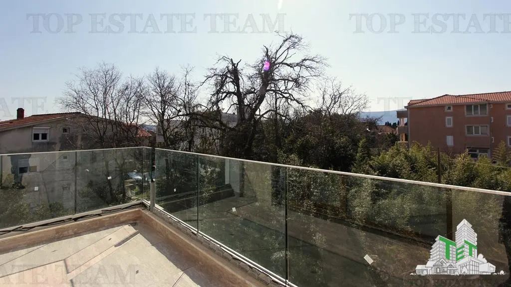 Apartament de vanzare in Tivat Muntenegru - foto 10