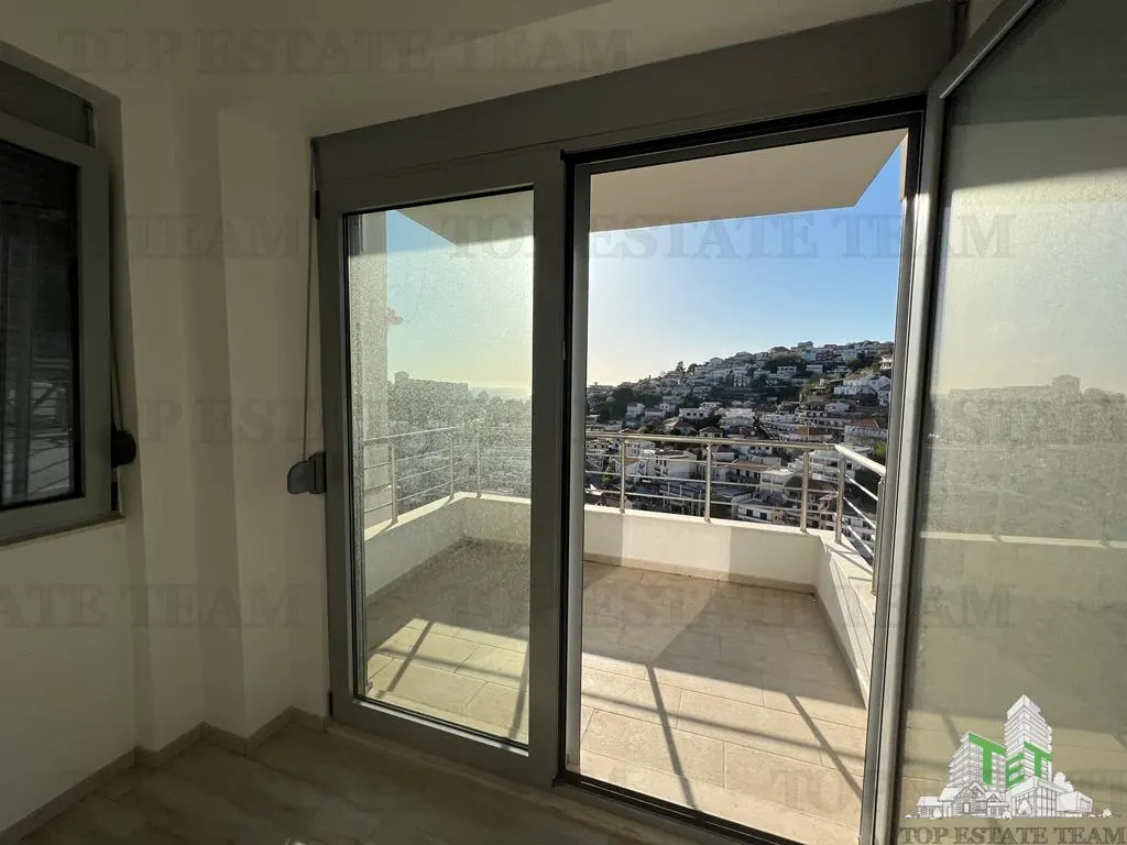 Apartment for Sale in Ulcin, Montenegro - foto 11