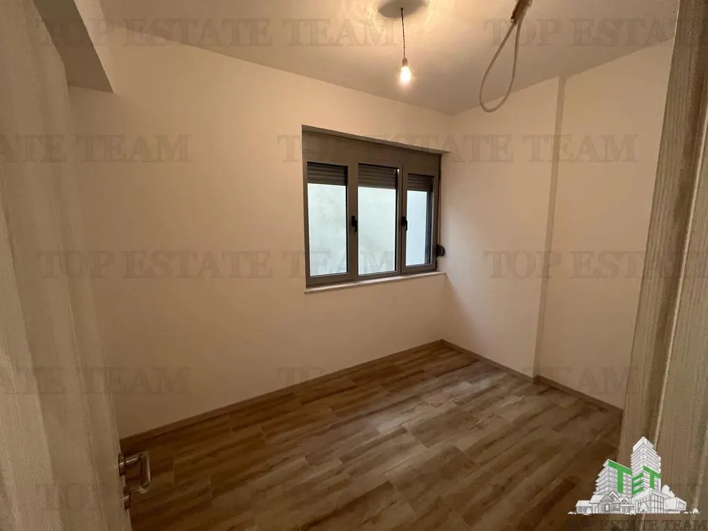Apartment for Sale in Ulcin, Montenegro - foto 16