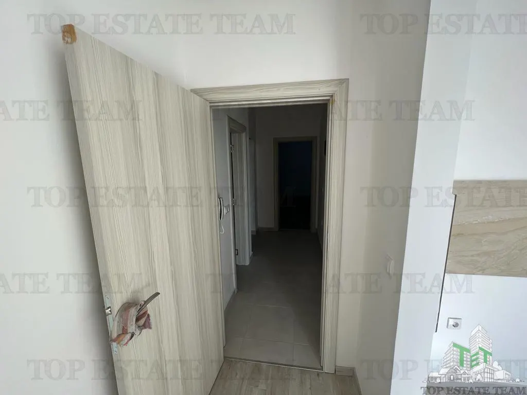 Apartment for Sale in Ulcin, Montenegro - foto 3