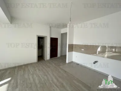 Apartment for Sale in Ulcin, Montenegro - foto 10