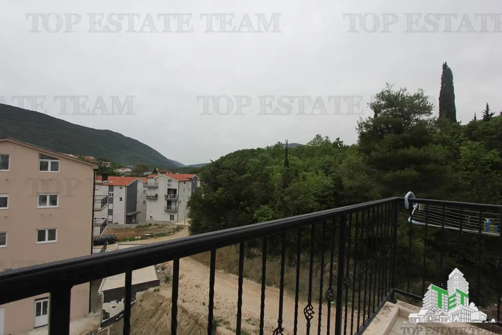 Apartament de vanzare in Herceg-Novi Muntenegru - foto 1