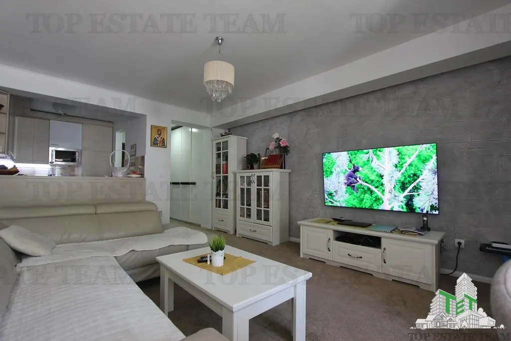 Apartamento en Venta en Budva, Montenegro - foto 1