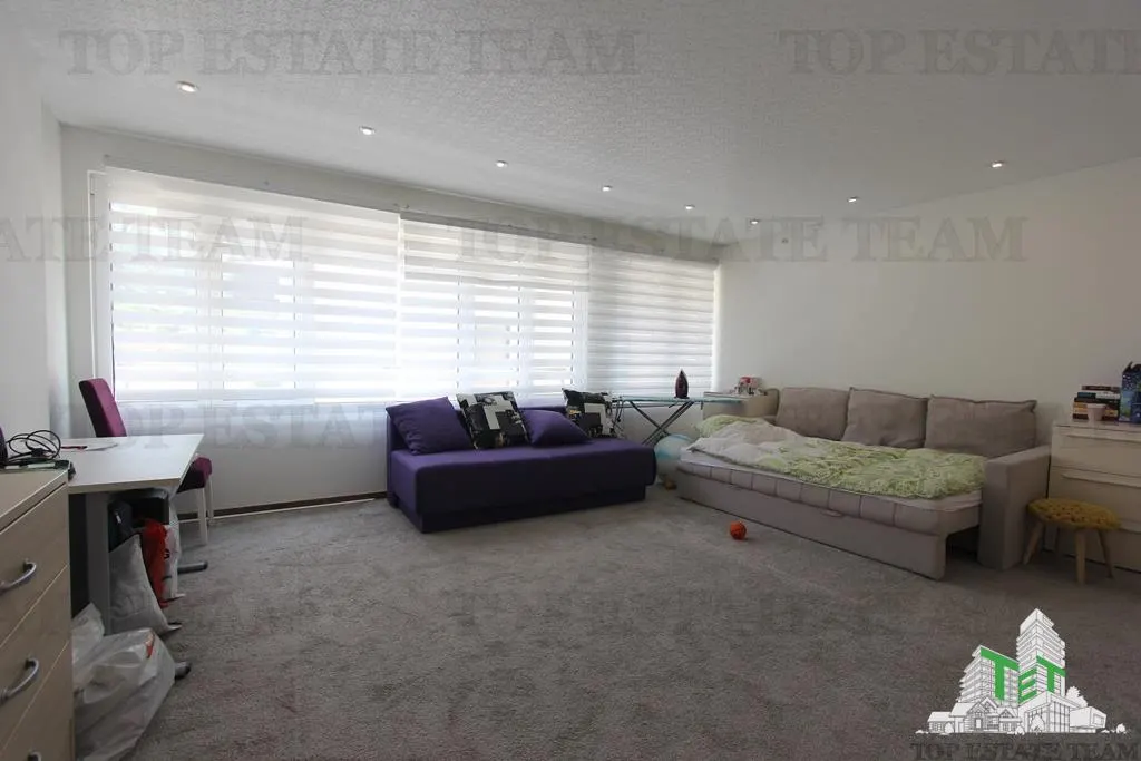 Apartamento en Venta en Budva, Montenegro - foto 5