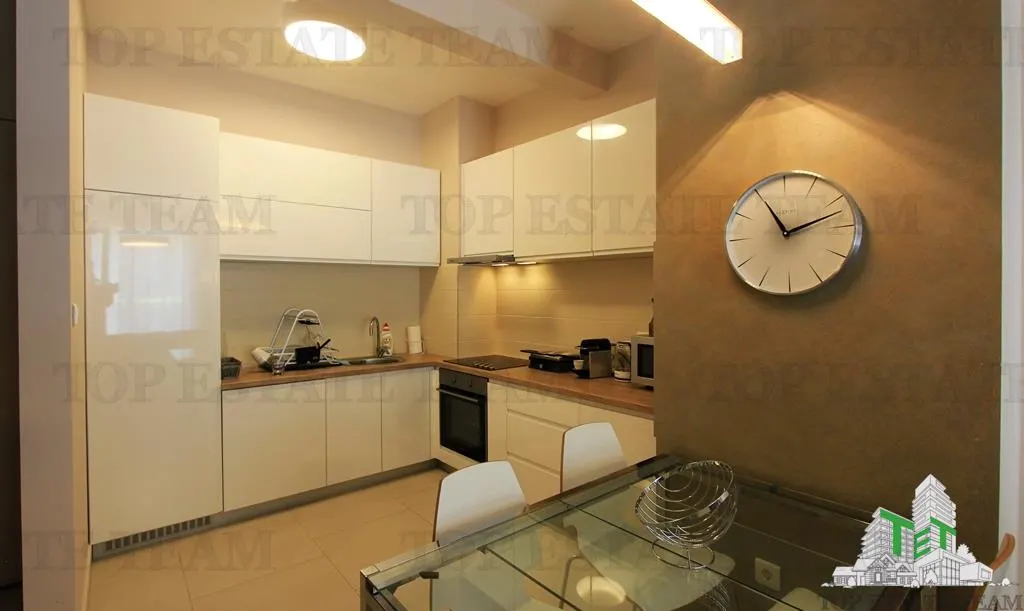 Apartamento en Venta en Kotor, Montenegro - foto 5