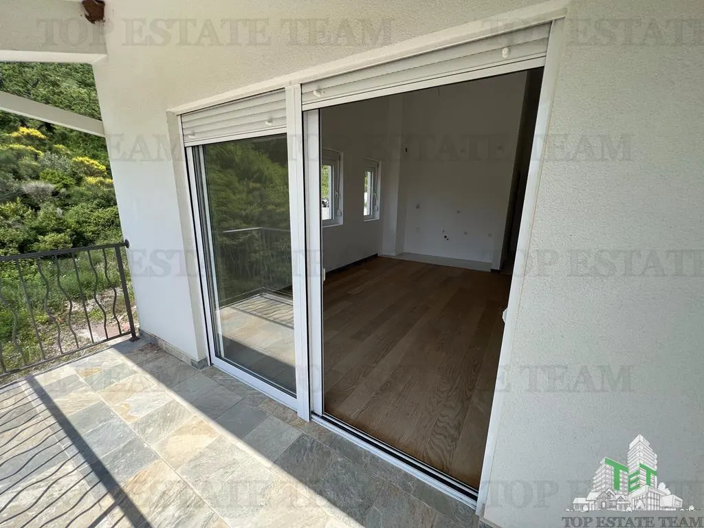 Apartamento en Venta en Budva, Montenegro - foto 11