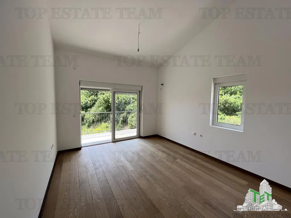 Apartamento en Venta en Budva, Montenegro - foto 10