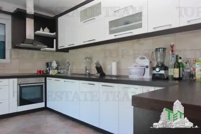 Villa for Sale in Bar, Montenegro - foto 4