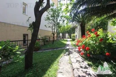 Apartament de vanzare in Herceg-Novi Muntenegru - Topla