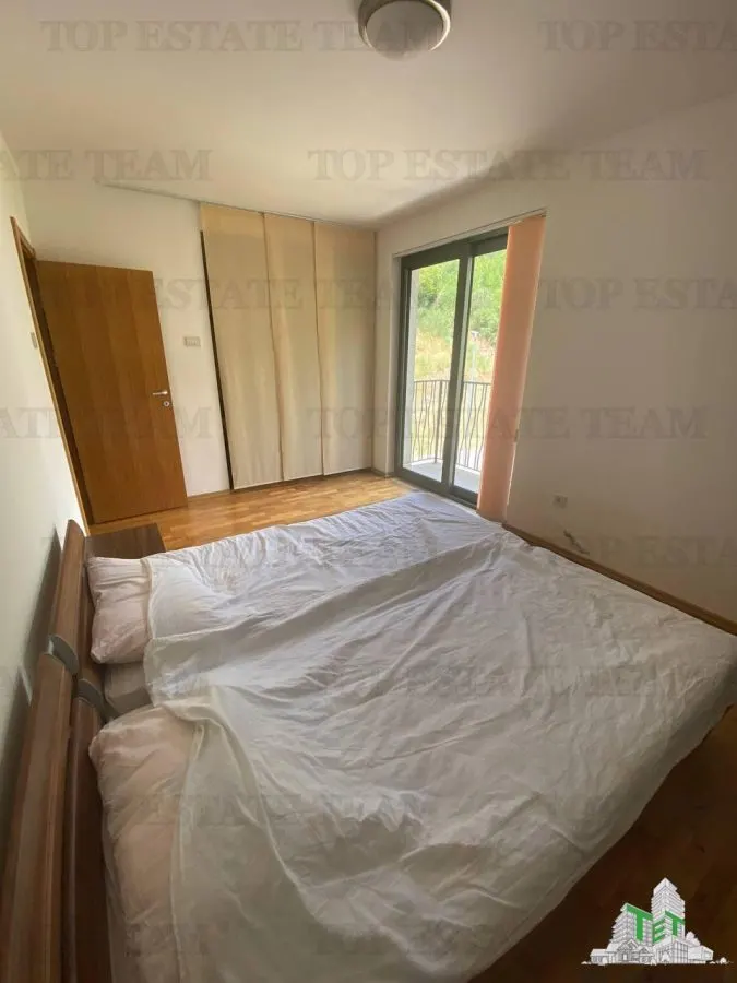 Apartamento en Venta en Budva, Montenegro - foto 2