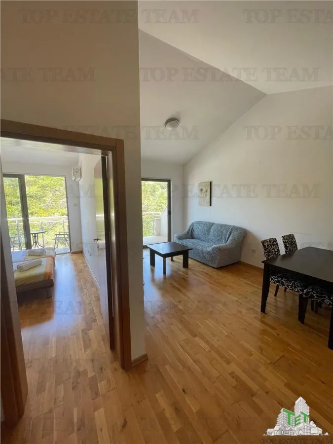 Apartamento en Venta en Budva, Montenegro - foto 6