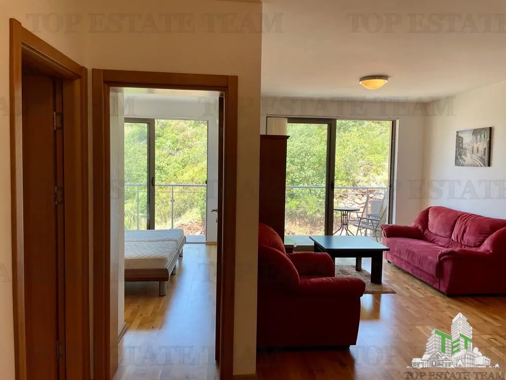 Apartamento en Venta en Budva, Montenegro - foto 6