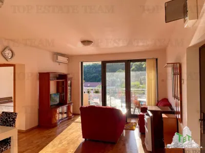 Apartamento en Venta en Budva, Montenegro - Przno
