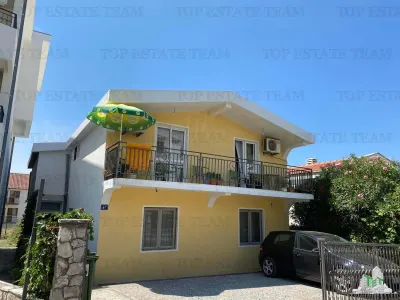 Villa en Venta en Bar, Montenegro - Susanj
