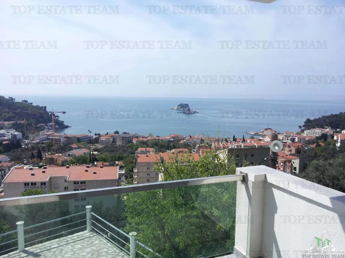 Apartamento en Venta en Budva, Montenegro - foto 1