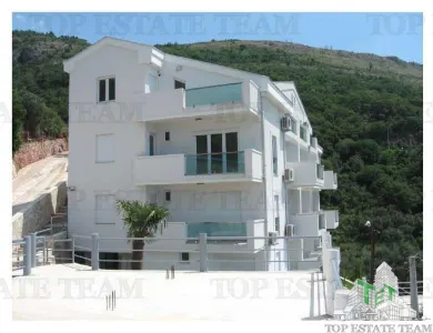 Apartamento en Venta en Budva, Montenegro - foto 10