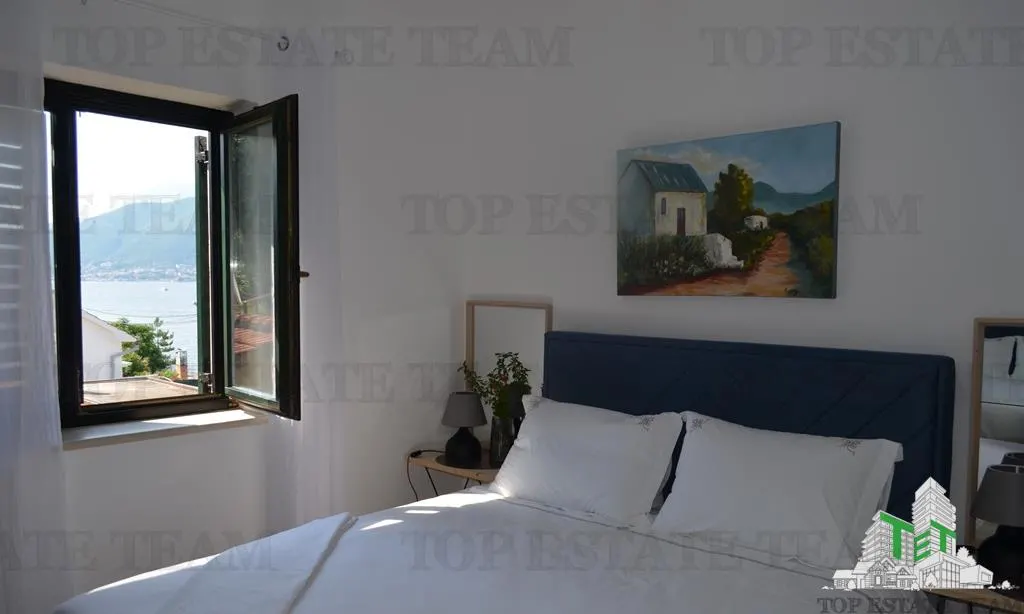 Apartamento en Venta en Tivat, Montenegro - foto 7