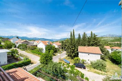 Casa de vanzare in Tivat Muntenegru - foto 1