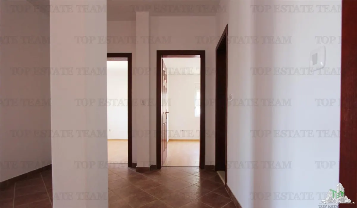 Apartamento en Venta en Bar, Montenegro - foto 6
