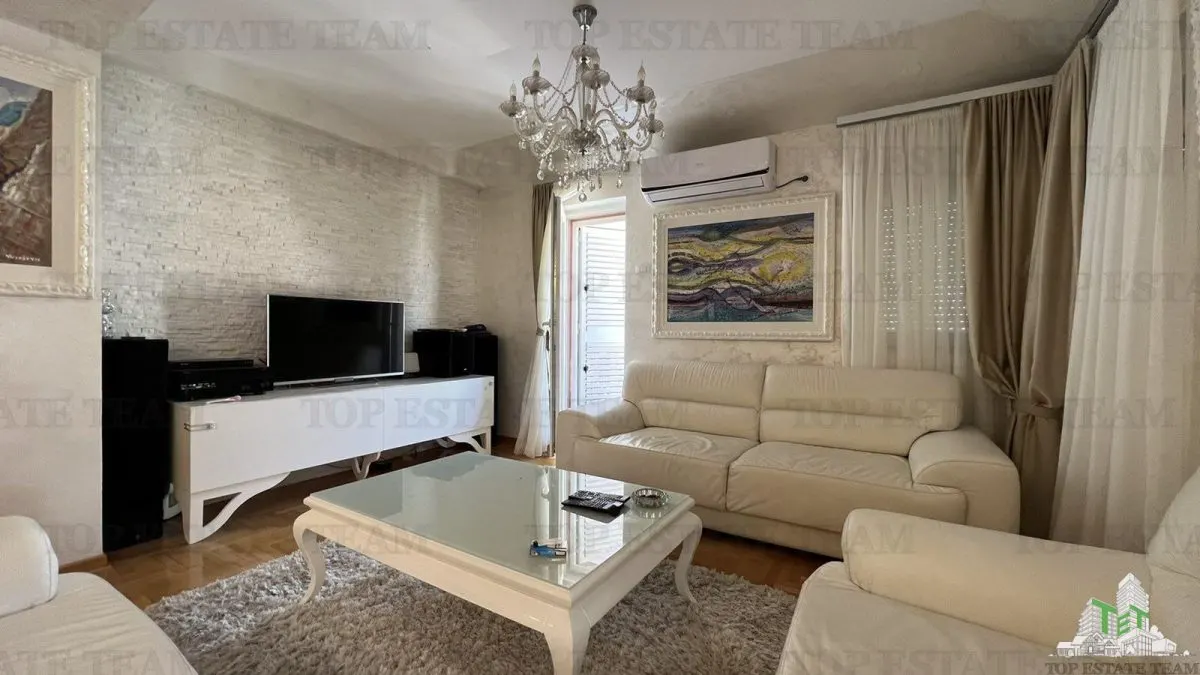 Apartment for Sale in Budva, Montenegro - foto 4