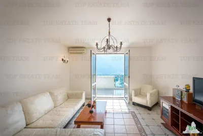 Apartament de vanzare in Kotor Muntenegru - Dobrota