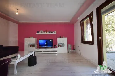Villa for Sale in Kotor, Montenegro - foto 4