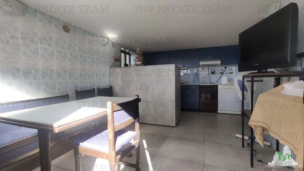 Villa for Sale in Kotor, Montenegro - foto 12