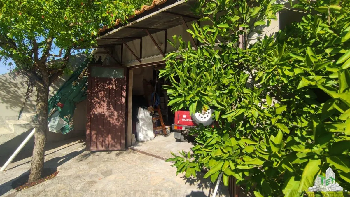 Villa for Sale in Kotor, Montenegro - foto 14