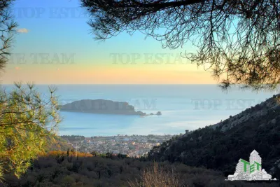 Teren de vanzare in Budva Muntenegru - Markovici